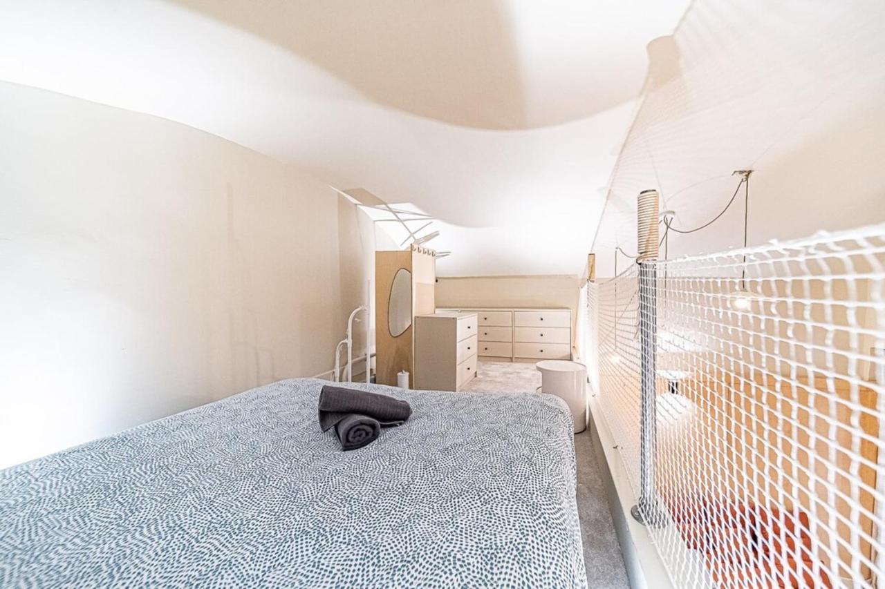 Le Petit Chazette - Terreaux Croix Rousse Apartment Лион Екстериор снимка